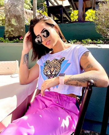 Júlia Hennessy Cayuela tattoos