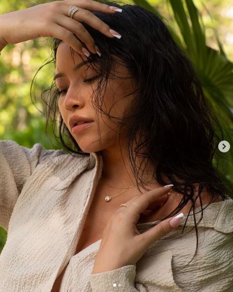 Julia Kelly wiki