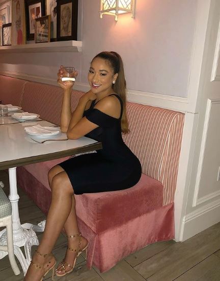 Keeta Vaccaro consumes alcohol