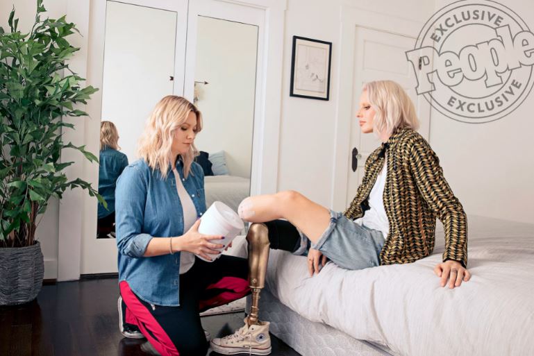 Lauren Wasser with Jennifer
