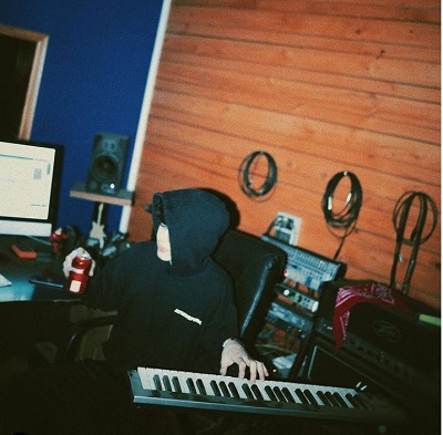 Max Valenzuela is also a singer