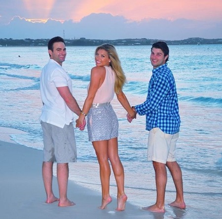 Melanie Collins with her brothers Kurtis Collins and Christian Collins