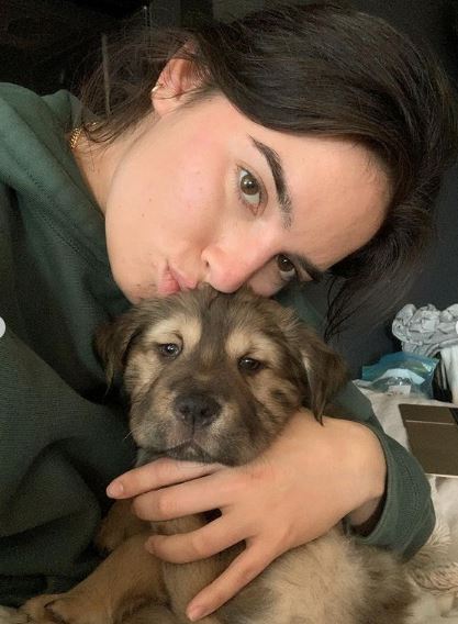 Natalie Noel with her pet dog