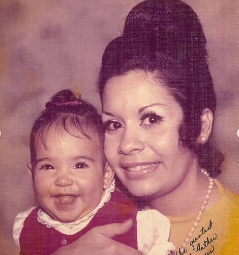 Nicole Pantenburg's childhood picture with her mother