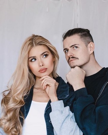 Pamela and her brother Dennis Reif