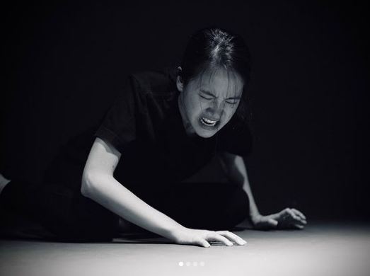Panisara Rikulsurakan is a theatre artist
