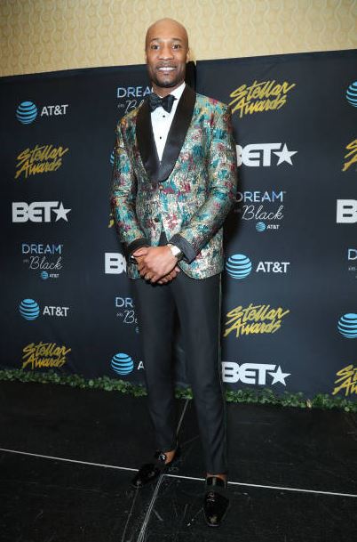 Pastor Keion Henderson height