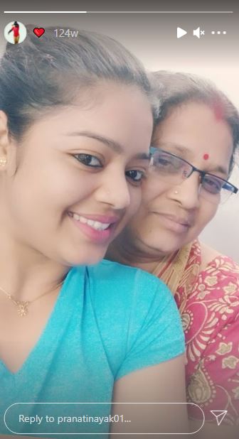 Pranati Nayak with her mother