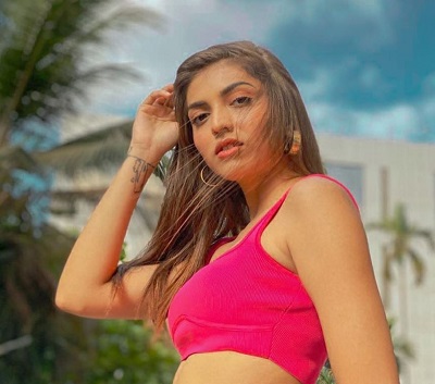 Shruti Sinha Wiki (Trivia, Age, Height & Weight)