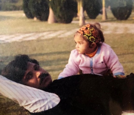 Shruti Sinha's childhood picture with her father Anil Kumar Sinha