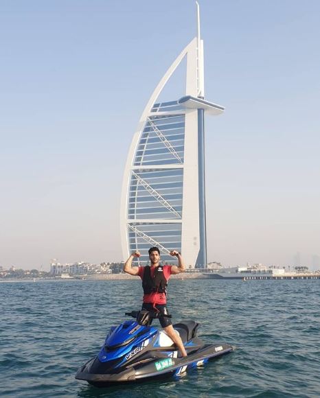 Simba Nagpal loves traveling