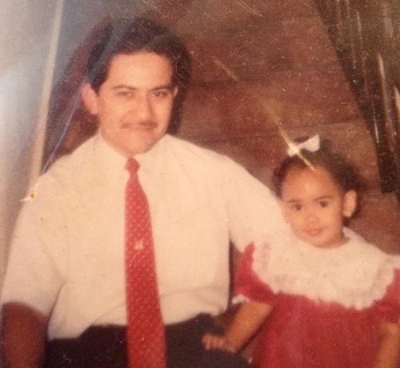 Sulem Calderon childhood picture with her father