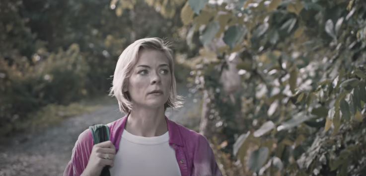 The role of Shannon Mathers is played by Jaime King