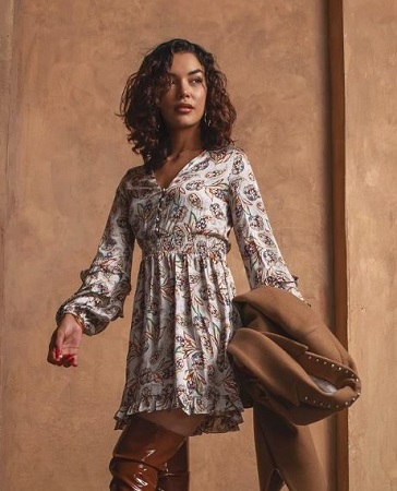 Vanessa Buchholz modeling career