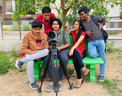 Varsha Dsouza began her career by making videos on Tiktok