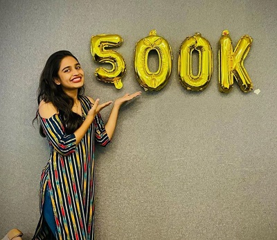 Varsha Dsouza celebrated 500k on Instagram