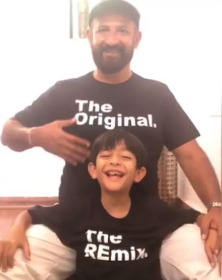 Vir Kaushal photographed with his dad Raj Kaushal who died on June 30, 2021, due to heart attack