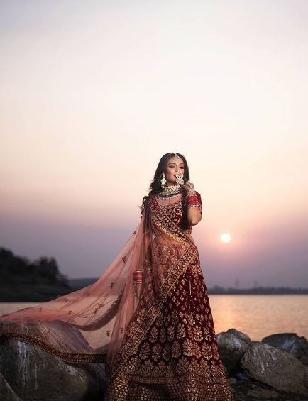 Aishwarya Khare likes photoshoot