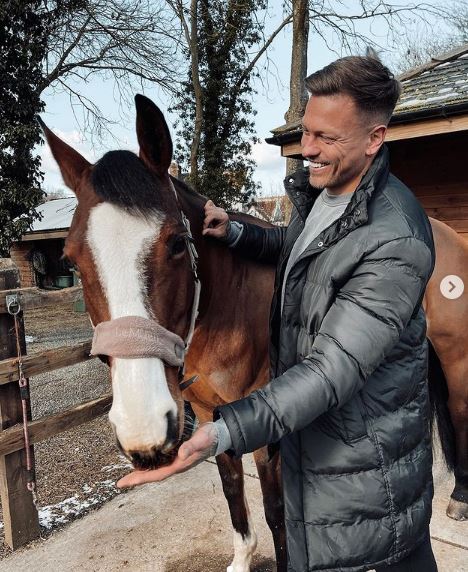 Alex Bowen is an animal lover