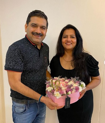 Anil Singhvi with his spouse Nirmala Singhvi