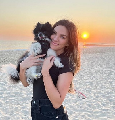 Becca Tilley with her pet Phoebe