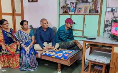 Bhavina Patel's family members