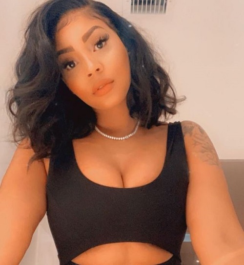 Brittni Mealy is the founder of a clothing brand Unicorn Universe and From Britt