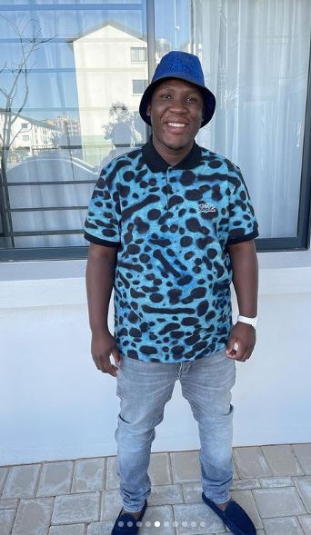 Busta 929 height