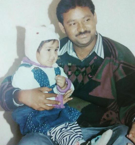Childhood image of Aishwarya Khare and her dad