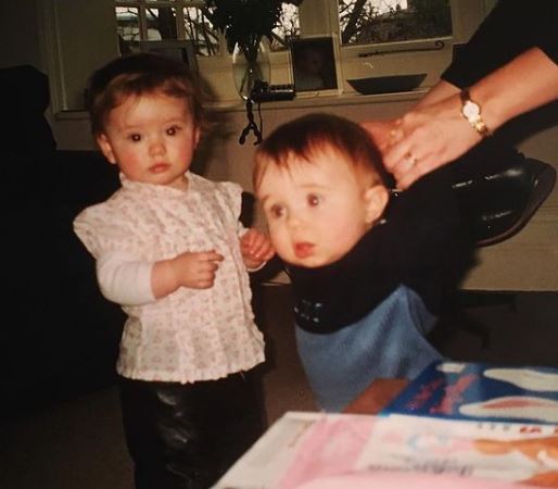 Childhood image of Lily Mo Sheen with her cousin