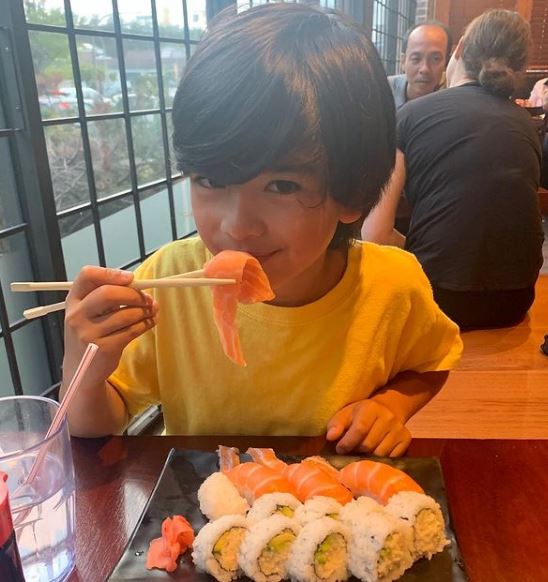 Cormier love sushi