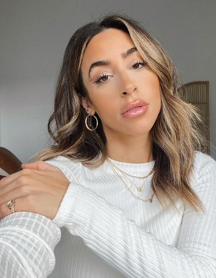 Courtney Shields wiki