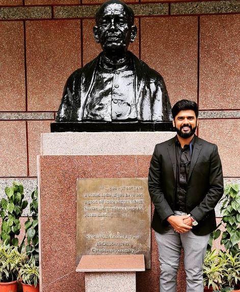 Dr. Nagarjun B Gowda is a fan of Sardar Vallabhai Patel