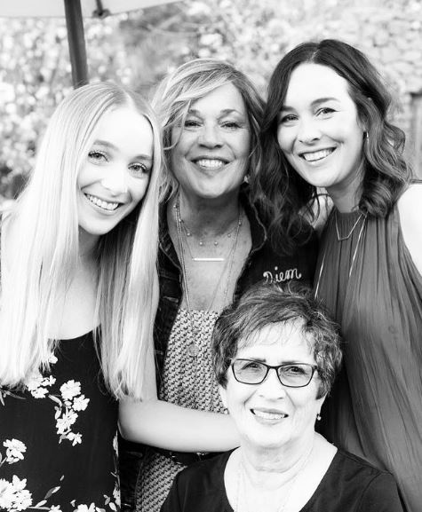 Elena with her mom and daughters