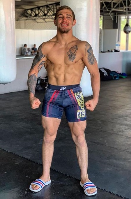 JP Buys Height & Weight