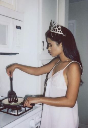 Jessenia Cruz cooks delicious food