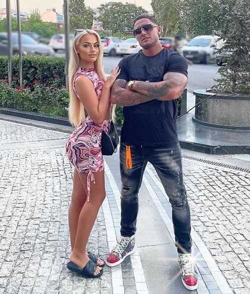 Jessica Smith is best known as a girlfriend of Stephen Bear (The winner of Celebrity Big Brother Season 18)