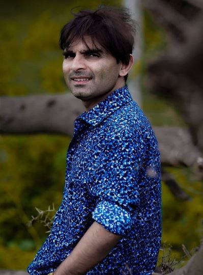 Kamlesh Barot career