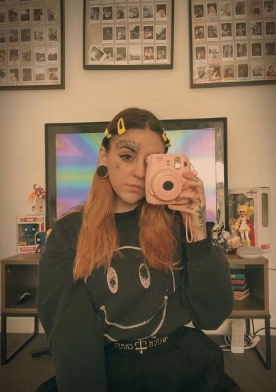 Lil Soup in her studio