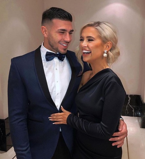Molly Mae Hague started dating Tommy Fury in 2019