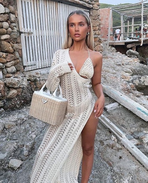 Molly Mae Hague was photographed during her trip to Spain