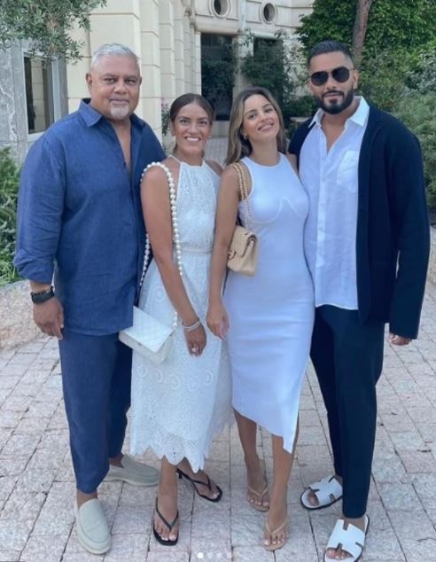 Nada Adelle with her fiancé Umar Kamani and parents-in-laws