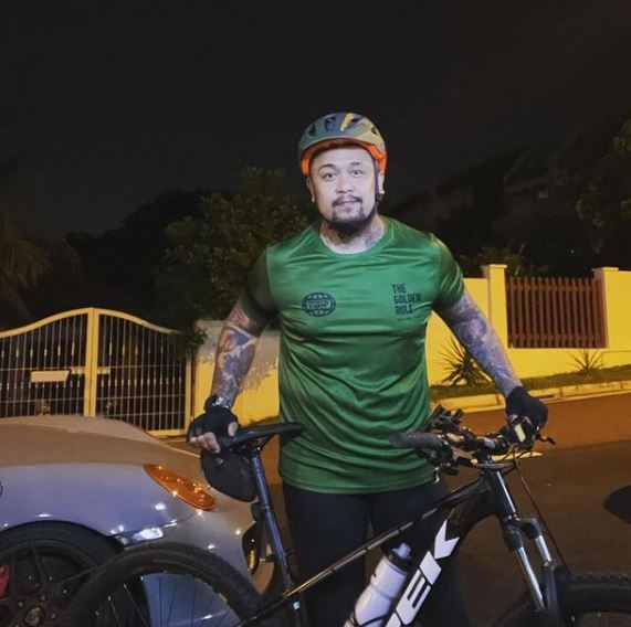 Nick Mikhail likes cycling
