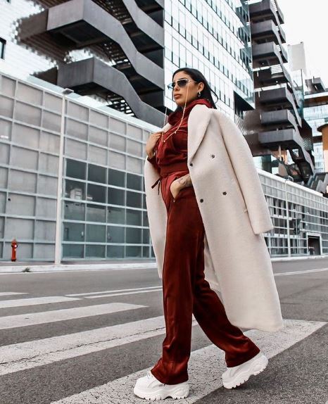 Nicole Daza is a fashion model
