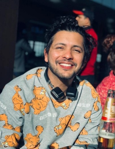 Nishant Bhat spreading positivity on his Instagram