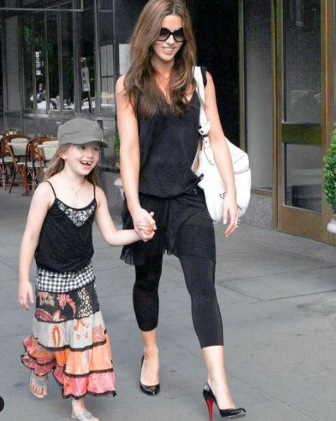 Old image of Lily Mo Sheen with her mother