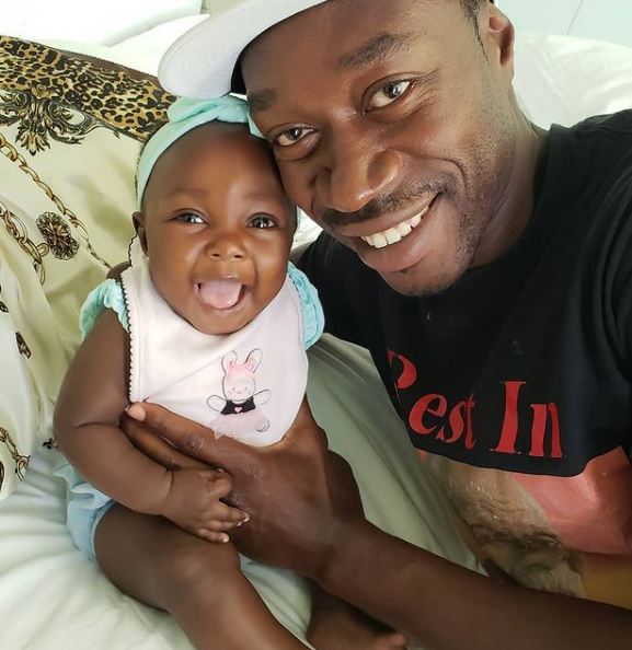 Polight with his daughter