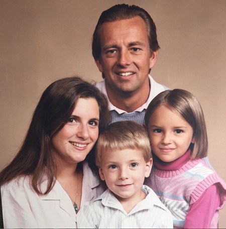 Rachel Leighton Cook Father, Mother & Brother