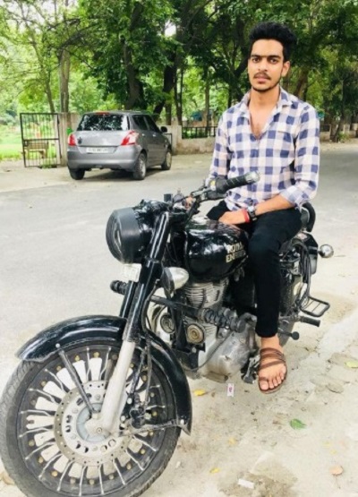 Rachit Rojha on his Royal Enfield Bullet