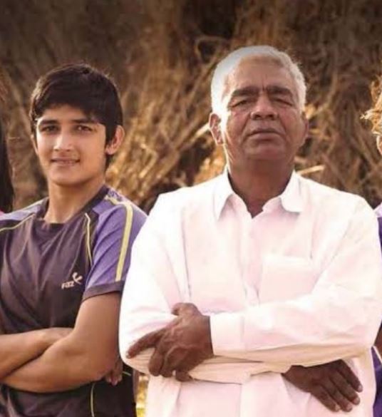 Sangeeta Phogat with her father